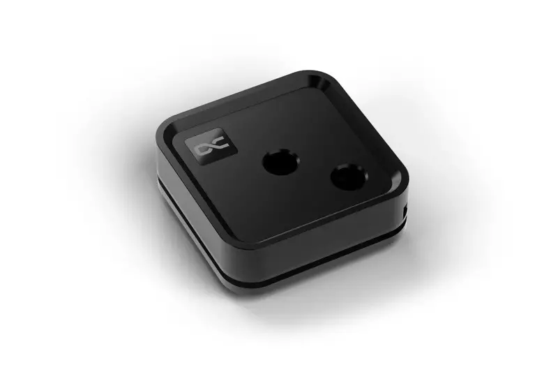 Alphacool Core 1 Lt – Compact All-In-One Reservoir/Pump, Black 1