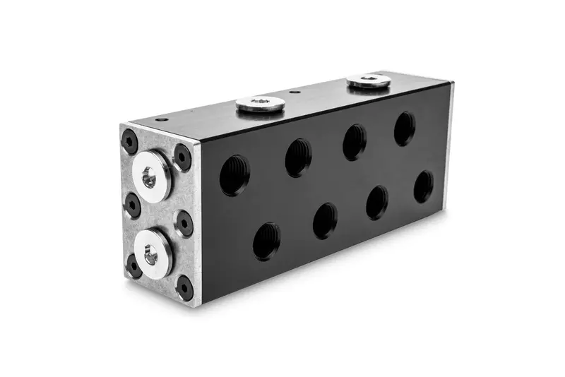 Ek-Pro Dual-Cpu & Dual-Gpu Manifold – Acetal Construction 1