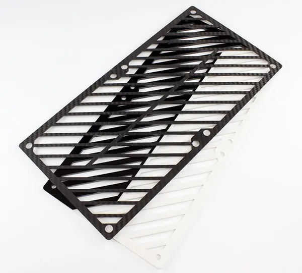 Primochill Carbon Bicolor Radiator Grill – Dual 120Mm, Black & White 1